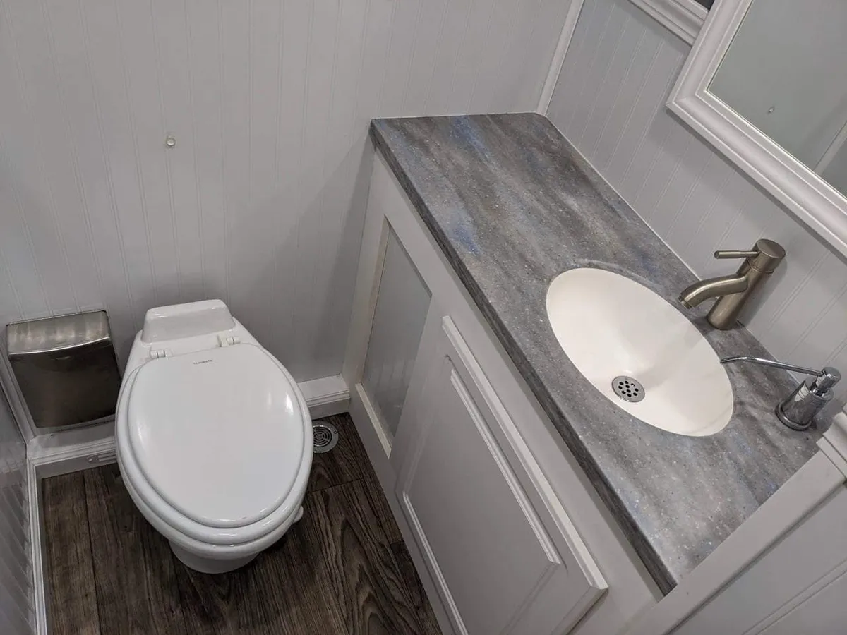 Permian Basin Oilfield Restroom Trailer Rentals